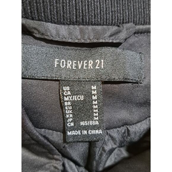 Forever 21 Juniors Varsity Jacket Size M Cream Black Schoolgirl Dark Academia - Picture 6 of 7